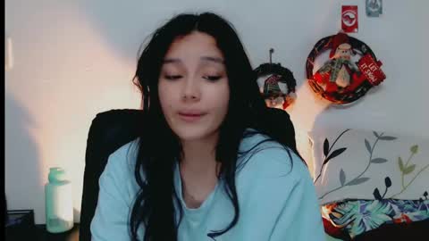 dani y jocelyn online show from December 28, 9:30 pm