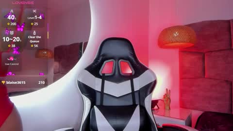   online show from December 23, 3:04 am