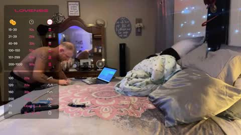 Snapshot of danidragon69 chatting on December 16, 7:58 am Dani Dragon online show from December 16, 7:58 am