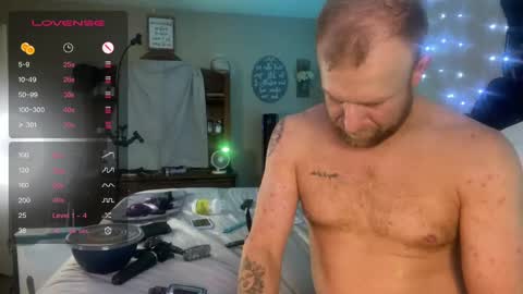 Snapshot of danidragon69 chatting on December 23, 11:36 am Dani Dragon online show from December 23, 11:36 am