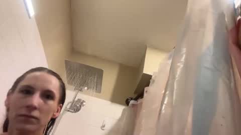 Snapshot of danidragon69 chatting on February 11, 12:49 am Dani Dragon online show from February 11, 12:49 am