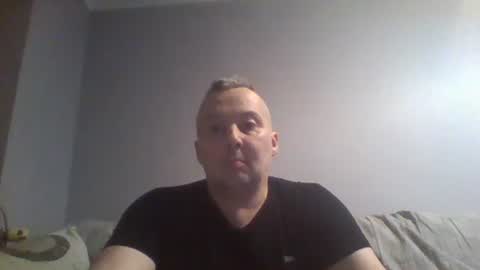 Snapshot of daniel0028 chatting on December 5, 7:17 pm dan online show from December 5, 7:17 pm