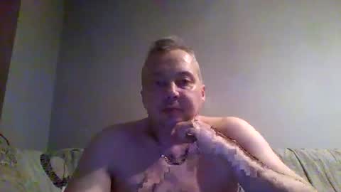 Snapshot of daniel0028 chatting on October 5, 4:49 pm dan online show from October 5, 4:49 pm