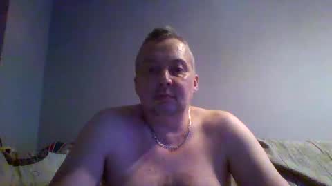 Snapshot of daniel0028 chatting on October 6, 9:45 pm dan online show from October 6, 9:45 pm