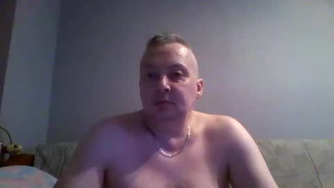Snapshot of daniel0028 chatting on October 19, 4:07 pm dan online show from October 19, 4:07 pm