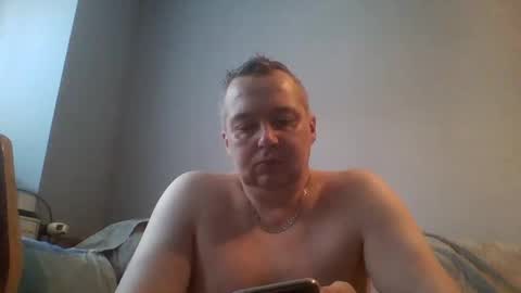 Snapshot of daniel0028 chatting on March 1, 12:07 pm dan online show from March 1, 12:07 pm