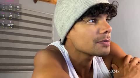 Daniel  online show from November 28, 10:12 pm