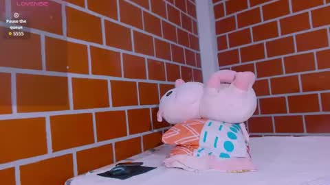 daniel_deluxx online show from July 15, 10:20 am