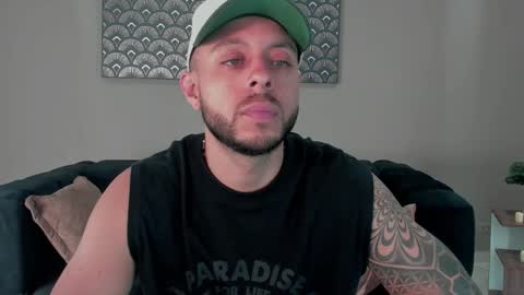 Snapshot of daniel_kingxxx chatting on February 24, 12:03 pm daniel_kingxxx online show from February 24, 12:03 pm