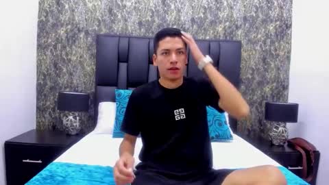 Snapshot of daniel_loverr1 chatting on February 24, 12:36 pm daniel online show from February 24, 12:36 pm