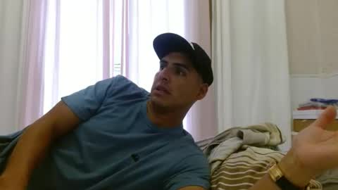 Snapshot of daniel_surfer chatting on October 12, 9:08 am Daniel  online show from October 12, 9:08 am