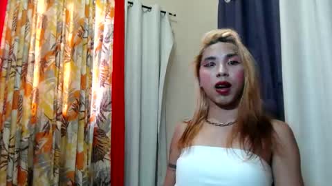daniela_mondragon online show from February 3, 6:40 am