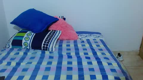 daniela_pra online show from April 13, 12:05 am