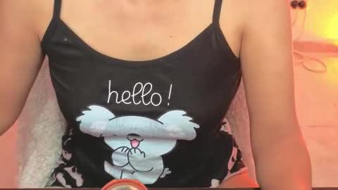 Snapshot of daniela_rivasthl chatting on February 7, 5:22 am daniela_rivasthl online show from February 7, 5:22 am