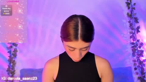 Dani Saenz online show from December 16, 12:15 am