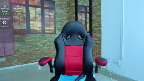 lorena online show from November 28, 9:06 pm