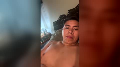 danieldiaz01051996 online show from May 18, 10:54 am