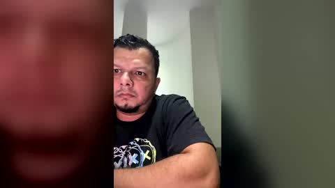 Snapshot of danieldiaz2019 chatting on July 21, 1:19 am Dani2008 online show from July 21, 1:19 am