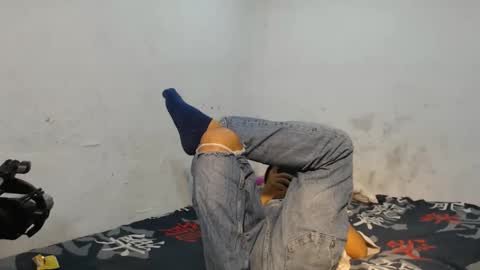 danielitopapii online show from December 17, 4:12 am