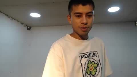 danielitopapii online show from December 30, 2:51 pm