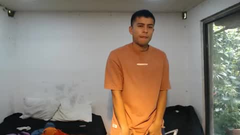 danielitopapii online show from December 31, 5:40 pm