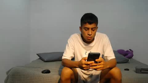 danielitopapii online show from February 7, 3:23 am