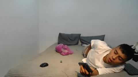 danielitopapii online show from February 11, 3:08 am