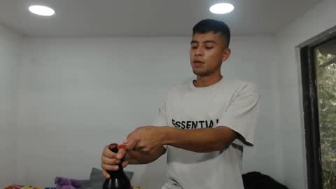 danielitopapii online show from February 12, 9:11 pm