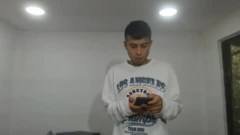 danielitopapii online show from February 18, 12:17 pm