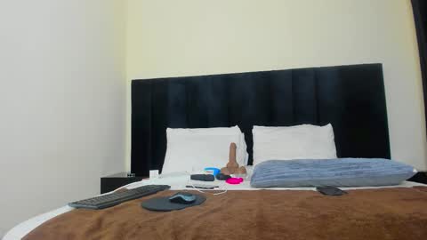 danielle_rock online show from February 1, 7:45 pm