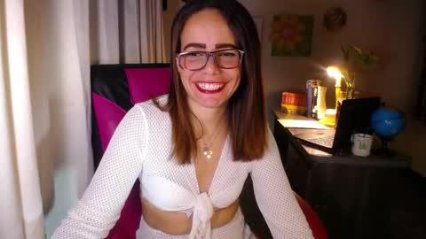 Angie online show from May 25, 2:12 pm