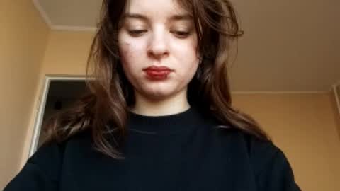 Mia online show from October 30, 7:32 am