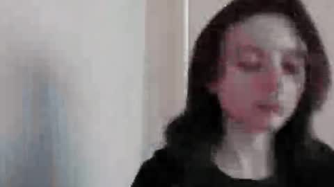 Mia online show from January 5, 5:27 pm