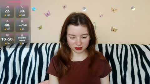 Snapshot of daniellevaulet chatting on April 27, 1:09 pm Mia online show from April 27, 1:09 pm