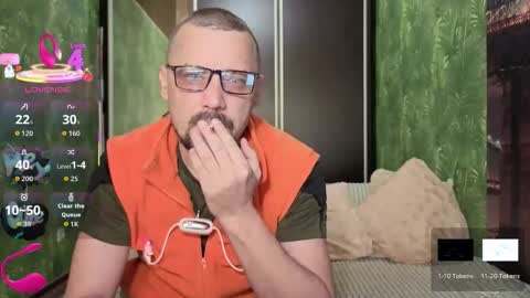 Snapshot of danielocool chatting on September 22, 6:15 am DanieloCool online show from September 22, 6:15 am