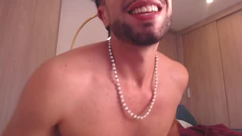 Daniel Santos online show from May 16, 4:31 am