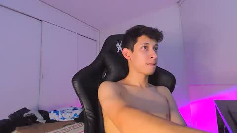 Daniel online show from February 25, 2:43 am