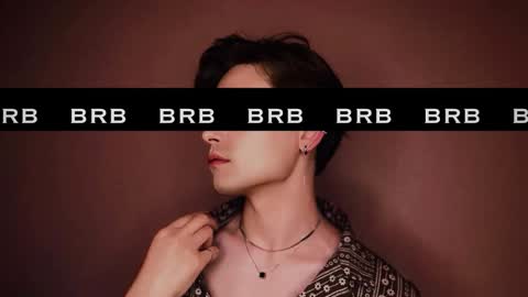 danieltuckerr online show from March 26, 4:23 pm