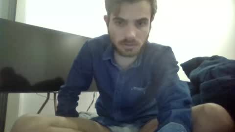 danievio21 online show from May 21, 2:40 am