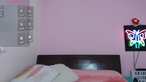 Snapshot of danika_bellaa chatting on June 28, 12:49 am K A R O L online show from June 28, 12:49 am