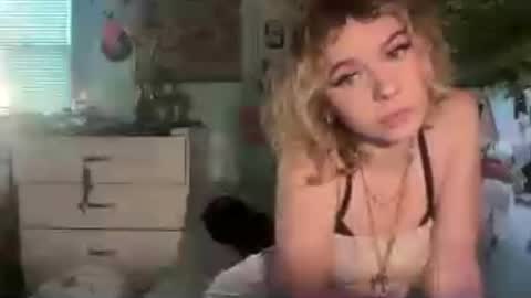 Snapshot of danilovexoxo chatting on July 5, 9:11 pm danilovexoxo online show from July 5, 9:11 pm