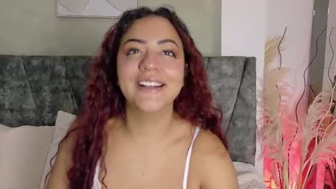 daninianderson online show from June 8, 9:59 pm
