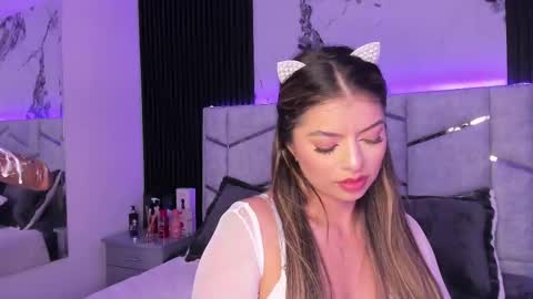 Snapshot of daniphoenixx chatting on March 6, 10:47 pm Dani Phonenix online show from March 6, 10:47 pm