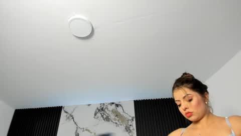 Snapshot of daniphoenixx chatting on September 24, 12:08 pm Dani Phonenix online show from September 24, 12:08 pm