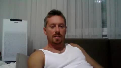 daniel online show from November 21, 10:52 pm