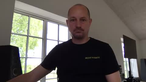 Snapshot of danishjss chatting on May 18, 5:57 am danishjss online show from May 18, 5:57 am