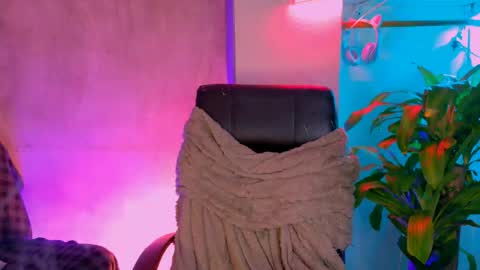 danita_veelz online show from May 9, 11:43 pm