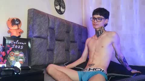 Snapshot of dann_brown chatting on February 17, 6:04 pm Dann Brown online show from February 17, 6:04 pm