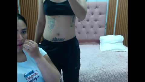 Danniela y Victoria online show from May 27, 1:57 am