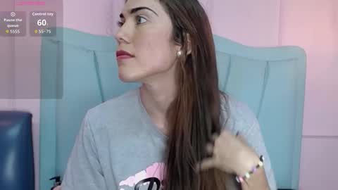 danna7cute online show from December 19, 9:11 pm